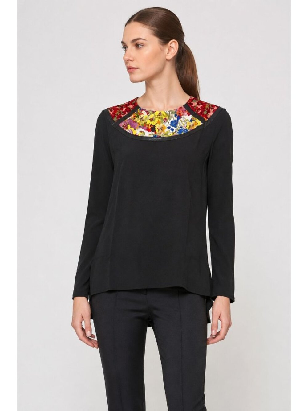 STELLA MCCARTNEY Long Sleeve Round Neck Floral Panel Top Black Size 36 NWT